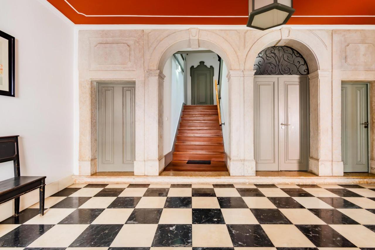 Chiado Prime Camoes Apartment Lisbon Bagian luar foto