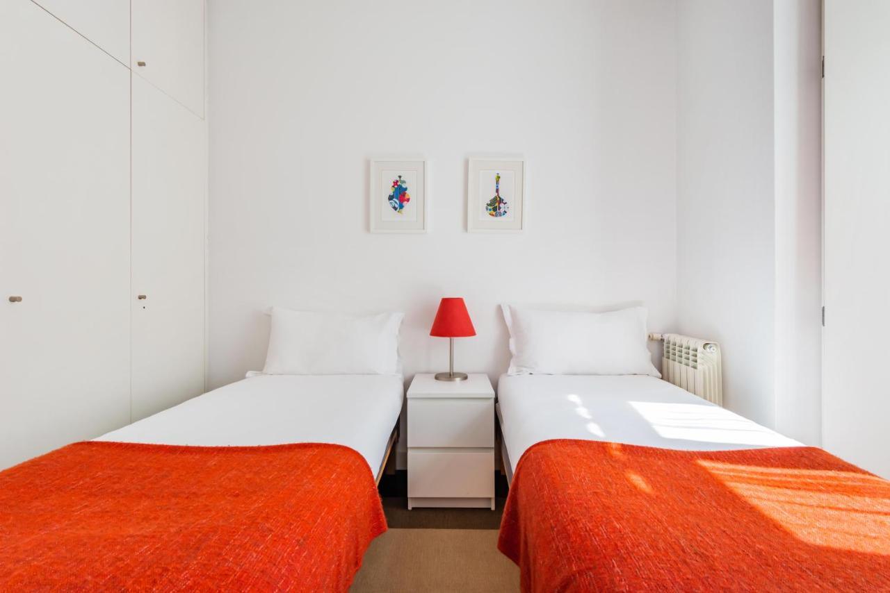 Chiado Prime Camoes Apartment Lisbon Bagian luar foto