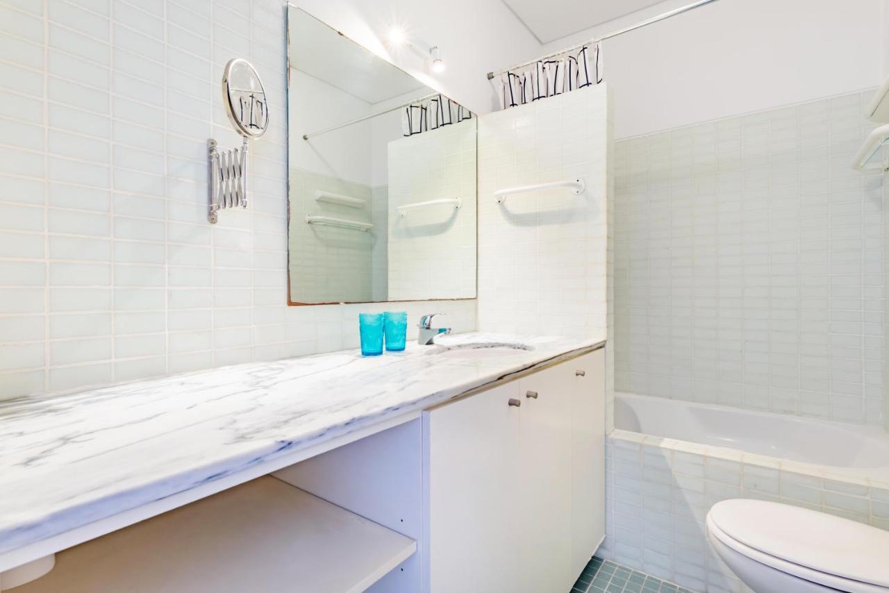 Chiado Prime Camoes Apartment Lisbon Bagian luar foto