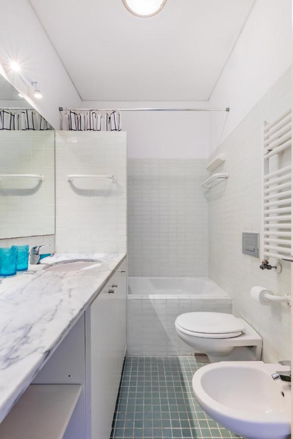 Chiado Prime Camoes Apartment Lisbon Bagian luar foto