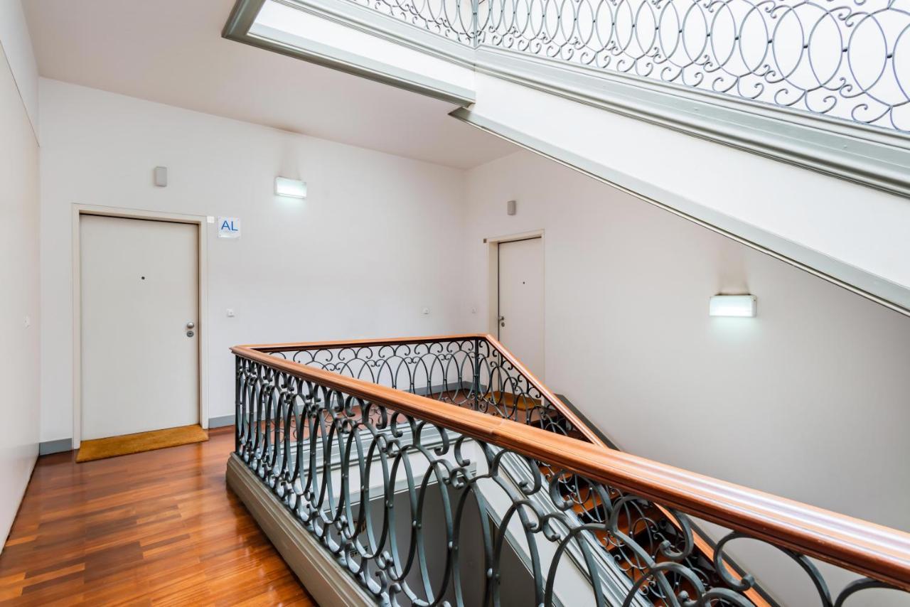 Chiado Prime Camoes Apartment Lisbon Bagian luar foto